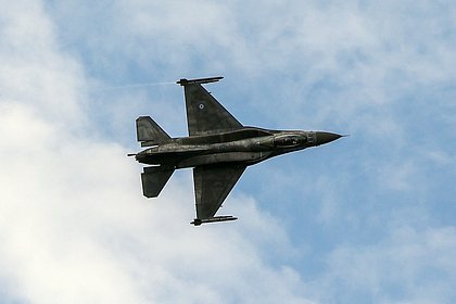       F-16