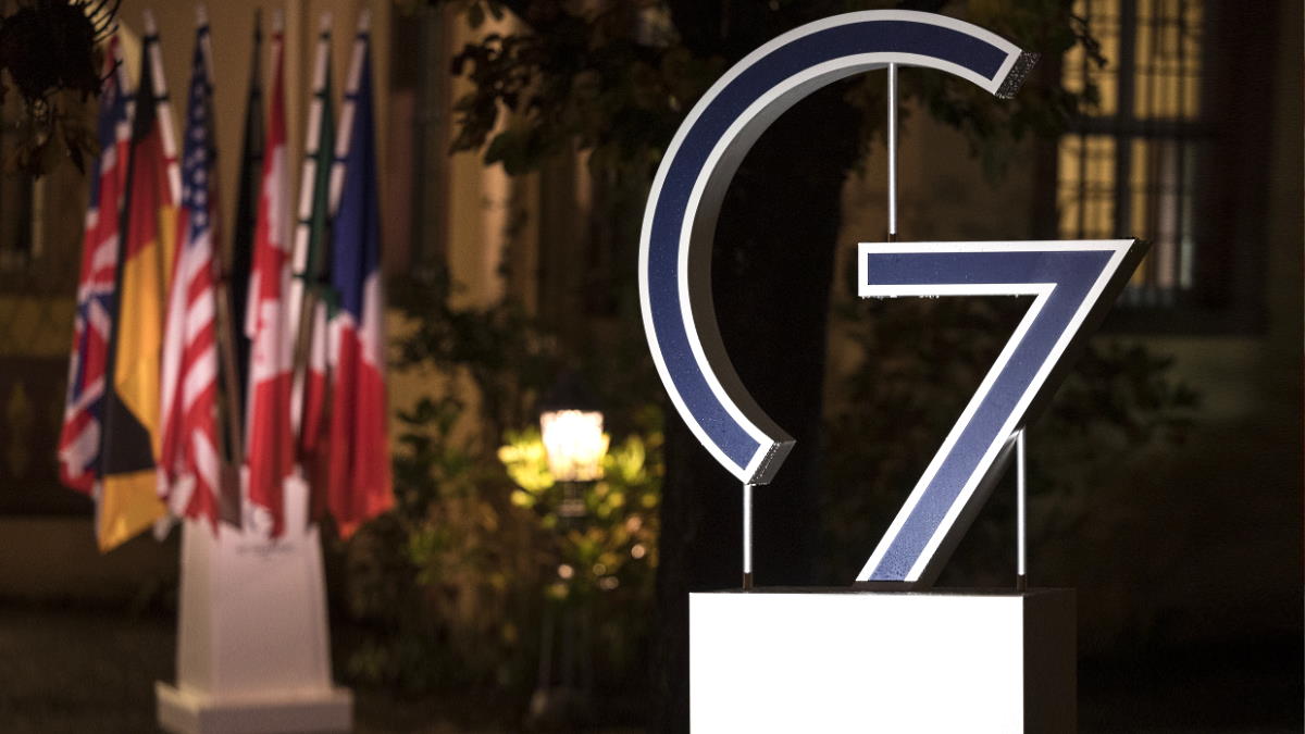   G7     