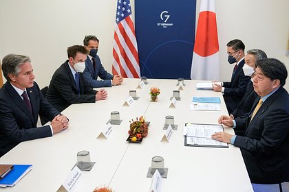  G7     