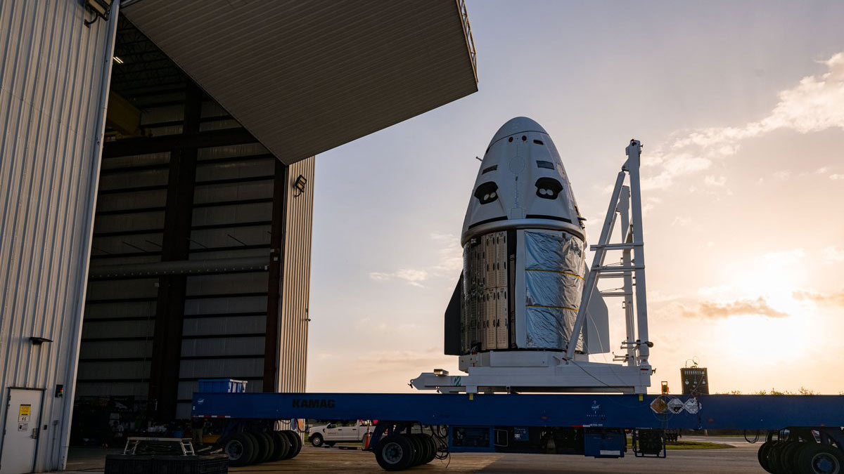 NASA    Falcon 9