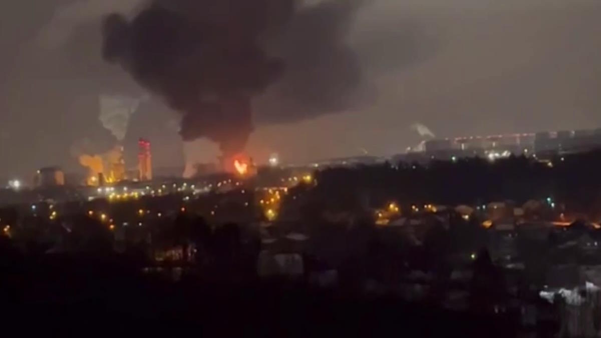 Взрыв прогремел на коксогазовом заводе в подмосковном Видном