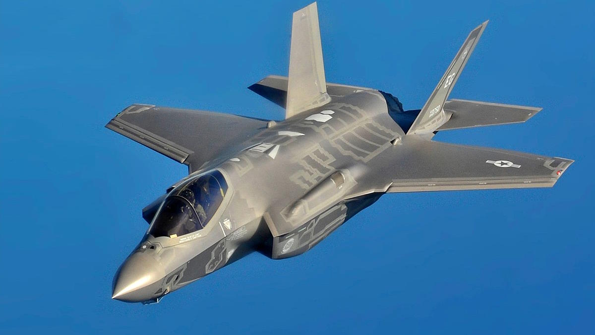 Bloomberg:    F-35     