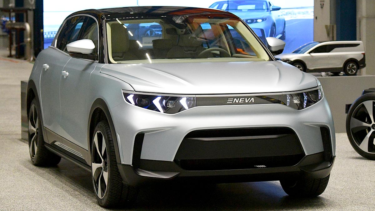 "-"    E-Neva    Toyota  -