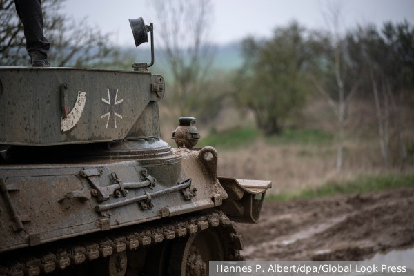 Шольц заявил о запрете Украине использовать оружие Германии для «нападений на российскую территорию»