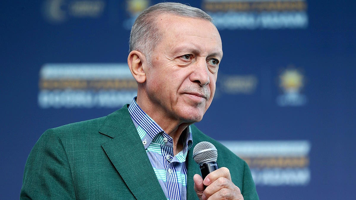 Эрдоган заявил, что готов покинуть пост президента демократическим путем