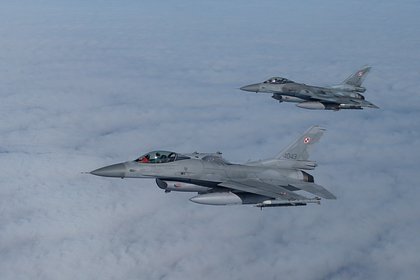          F-16 