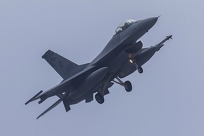        F-16