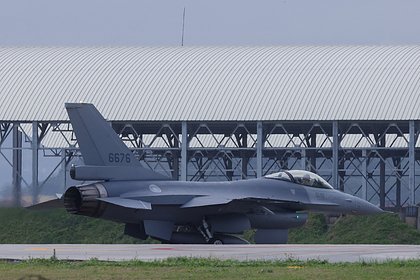 В США назвали усложняющие передачу F-16 Украине проблемы