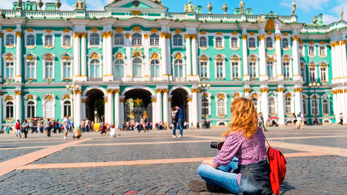 Власти Петербурга на полгода перенесут введение нового "налога"для туристов