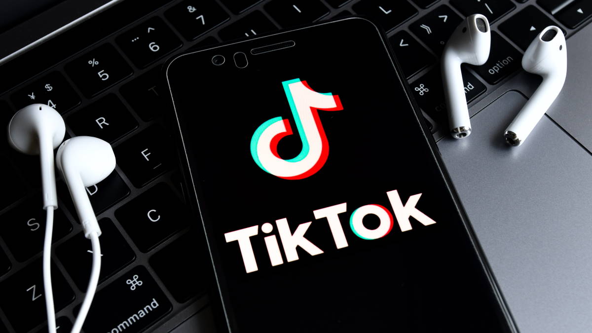 TikTok  Instagram     