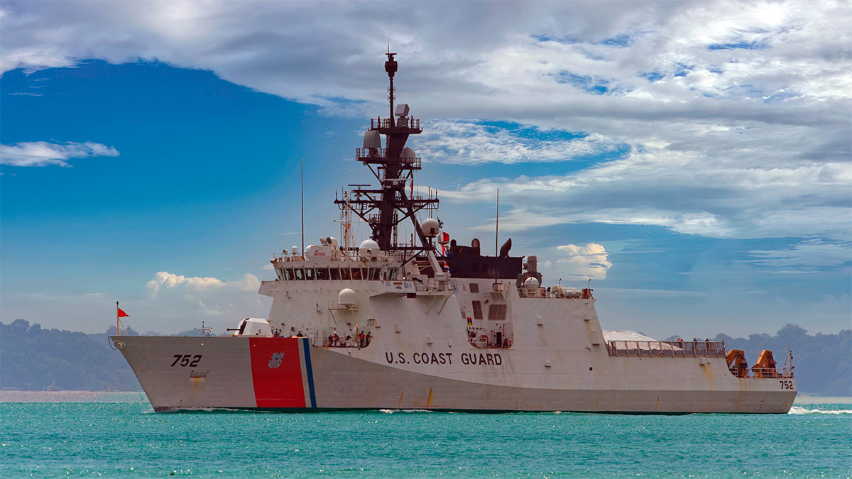 Китай усилит патрулирование после прохода корабля США в Тайваньском проливе