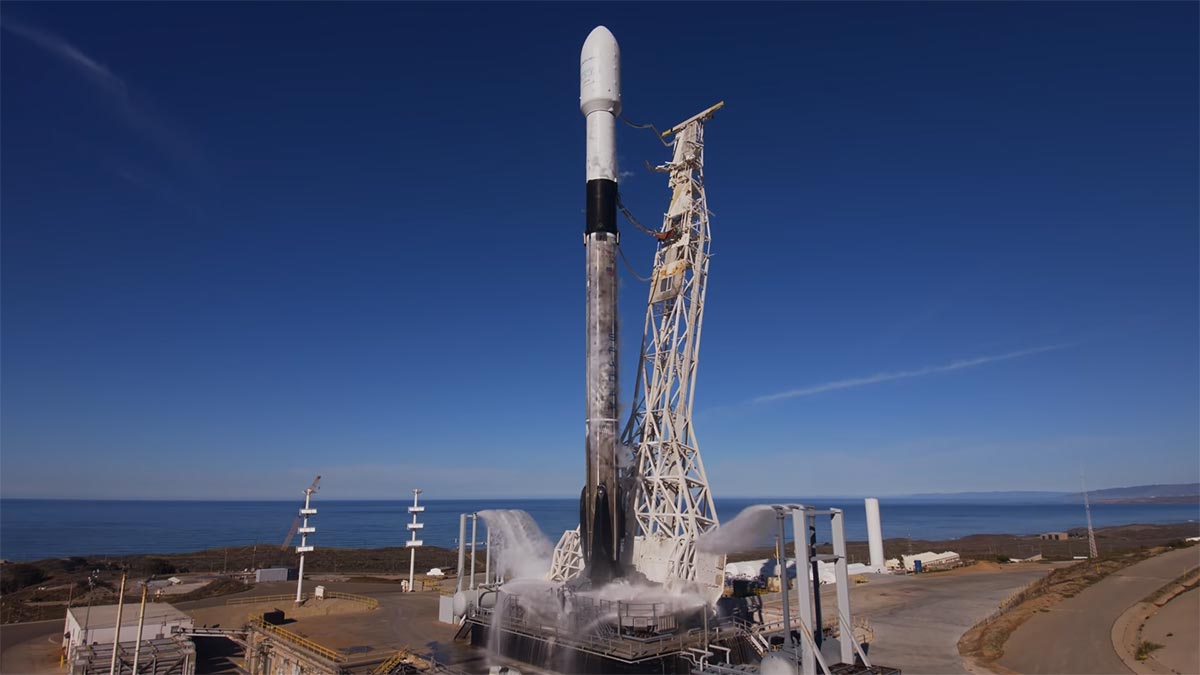   Falcon 9    - 