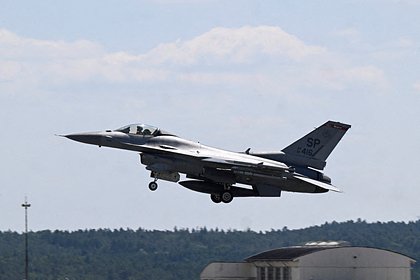        F-16 