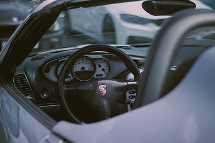    Porsche   - 
