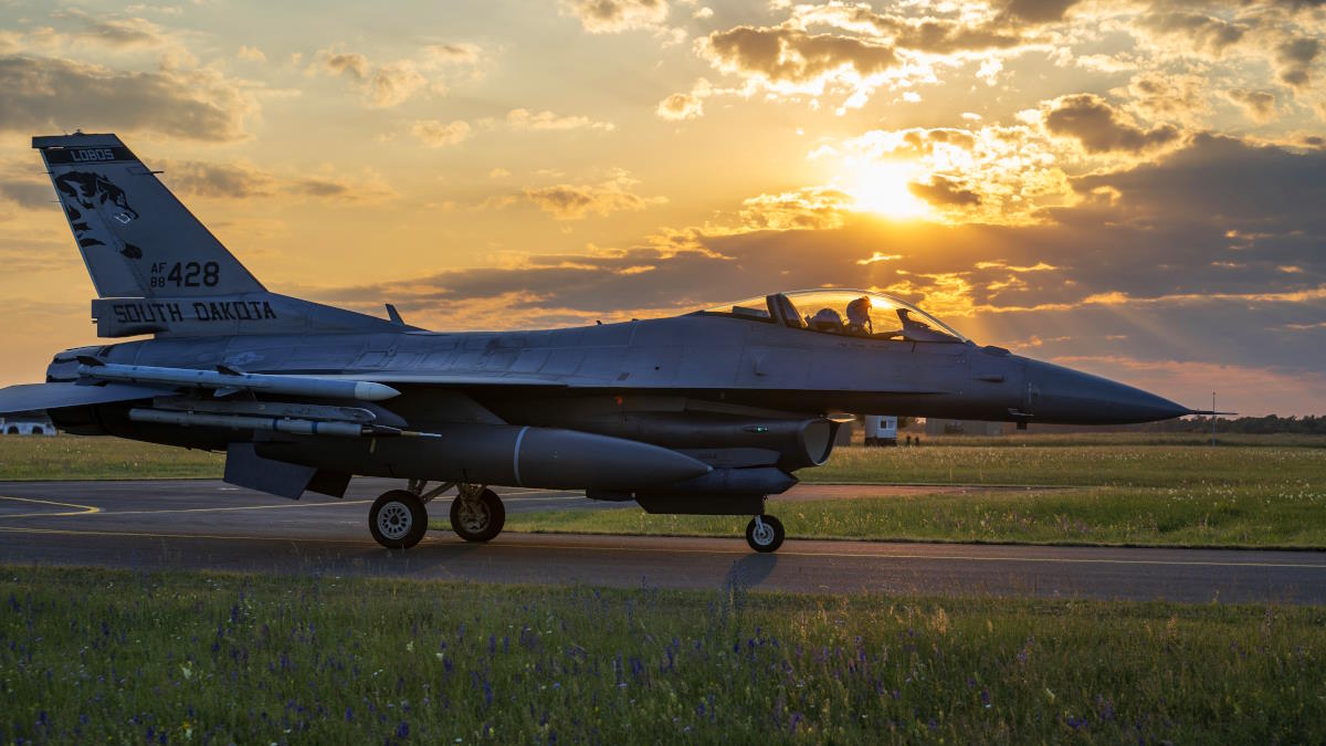   ,      F-16  6-9 