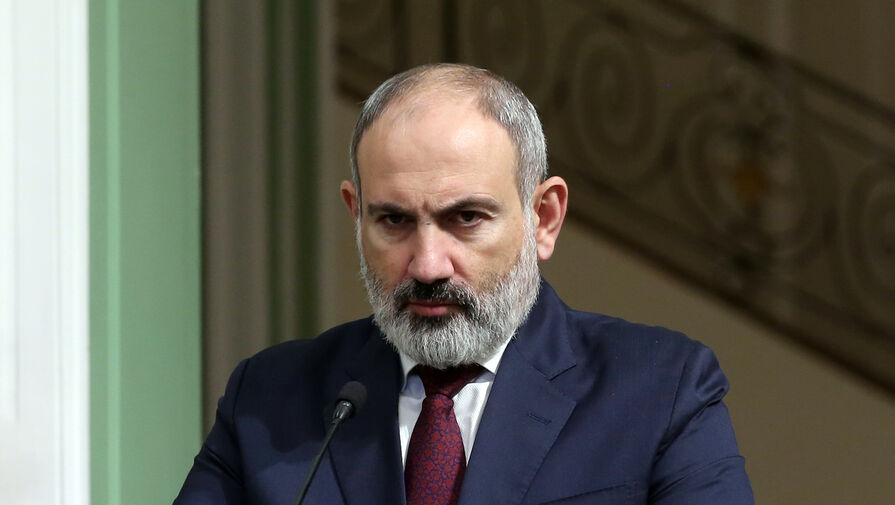 "Вопрос зависит не только от нас": Пашинян высказался о будущем российских миротворцев в Карабахе