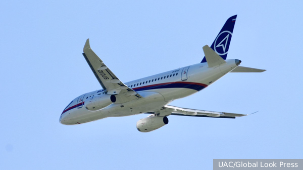 Superjet 100    ,     