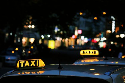 Пьяная порномодель занялась сексом с незнакомым таксистом и сняла с ним рекламу