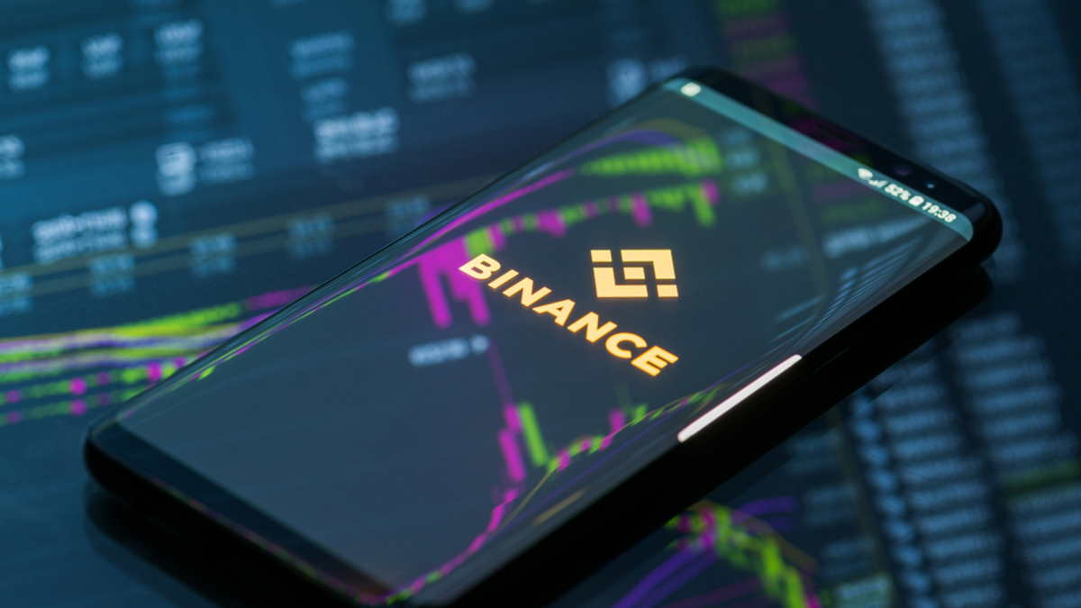     $1   Binance